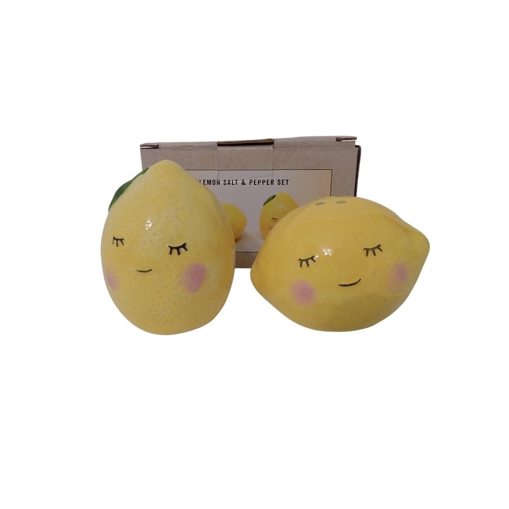Lemon salt and pepper shaker set NEW